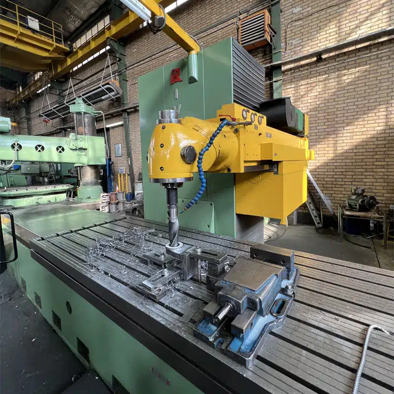 دستگاه فرز CNC